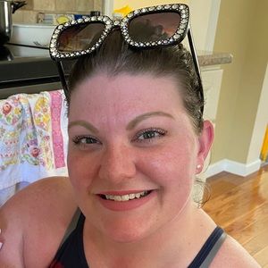 Meet your Posher, Jenna